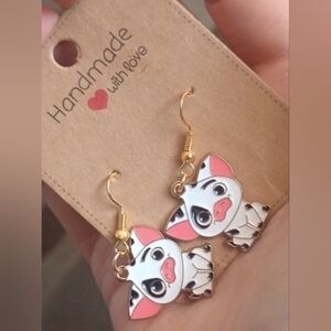 ♥️Individually $10 Or Bundle 3/$26 Handmade Disney Inspired Pua Earrings 🩷